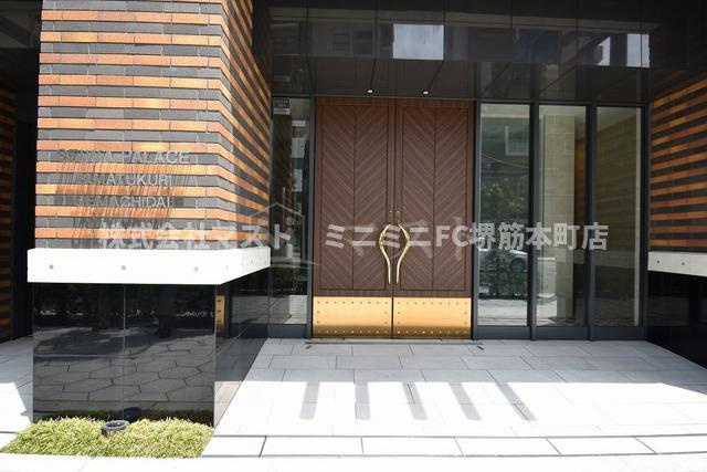 セイワパレス玉造上町台のエントランス