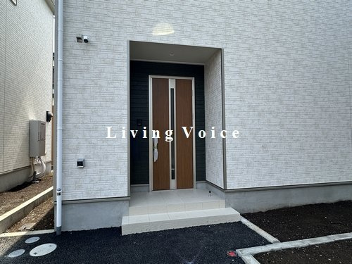 【エントランス】 | 【仲介手数料０円】愛甲郡愛川町中津第132　新築一戸建て　5号棟　全6棟 | 愛甲郡愛川町中津第132　新築一戸建て　全3棟