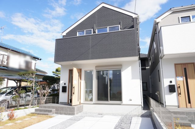 越谷市大字上間久里 新築分譲住宅 全2棟 1号棟の外観