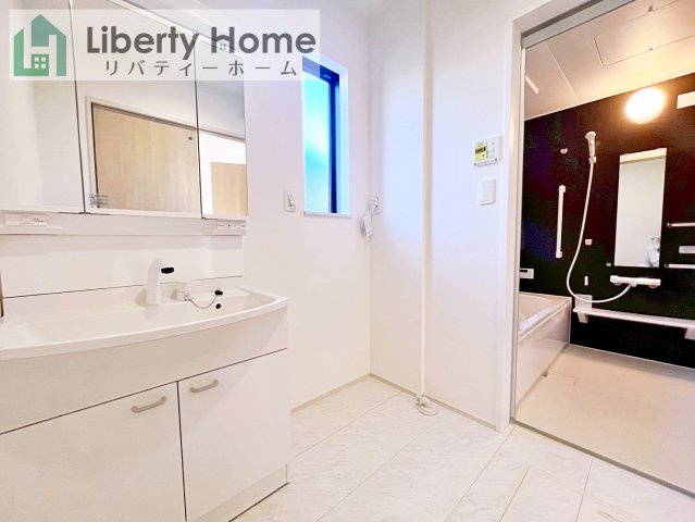 土浦市右籾　新築戸建　A号棟の脱衣所