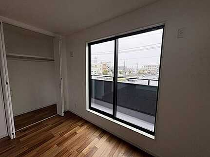 廿日市市大東の洋室