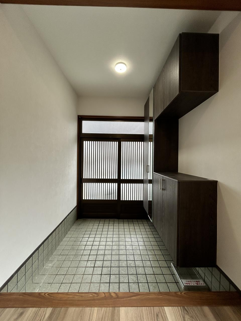 金田町金川　中古戸建の玄関