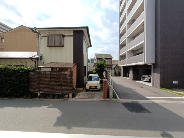フィオーレの駐車場