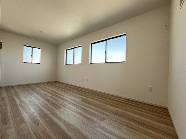 【子供部屋】 | 福岡市西区愛宕3丁目4期　1号棟（全2棟）【仲介手数料無料・0円】 | 現地写真。