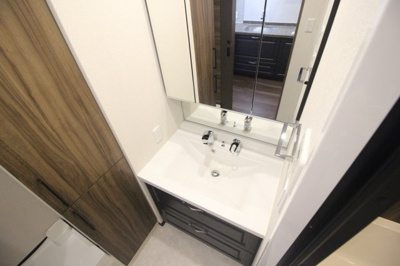 【洗面所】 | PHOERME TENNOJI East | 独立洗面台