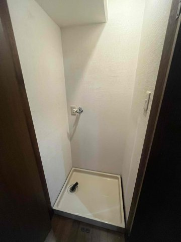 ニューステージ川奈のランドリースペース