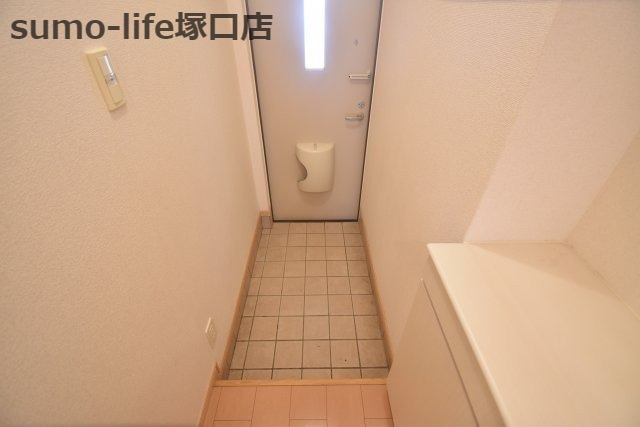 グリーンリーフ東園田の玄関
