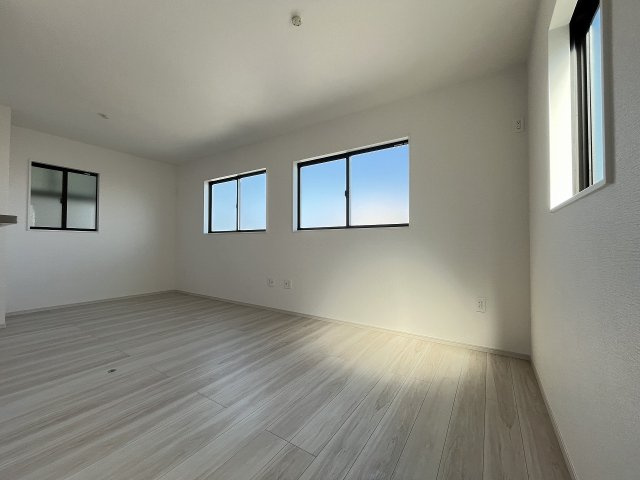 【子供部屋】 | 福岡市西区愛宕3丁目4期　2号棟（全2棟）【仲介手数料無料・0円】 | 現地写真。