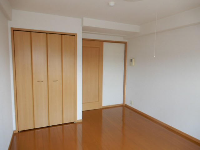 カレント　スクエアの寝室