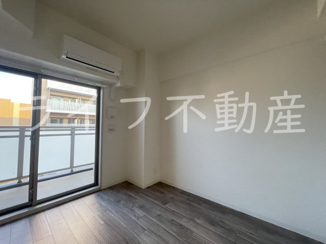 アドバンス大阪リーヴァの居間・リビング|おしゃれな居間です