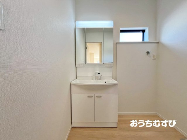 瀬戸市高根町第6(全3棟)の独立洗面台