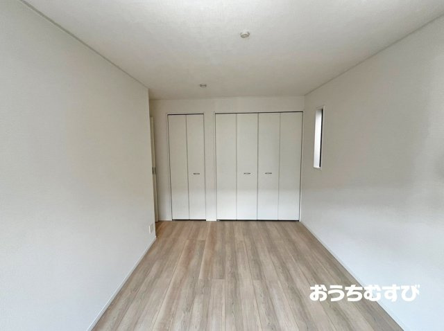 瀬戸市高根町第6(全3棟)の洋室