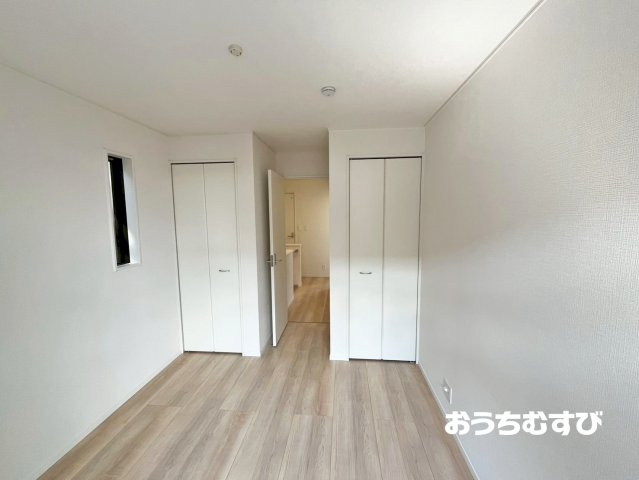 瀬戸市高根町第6(全3棟)の洋室