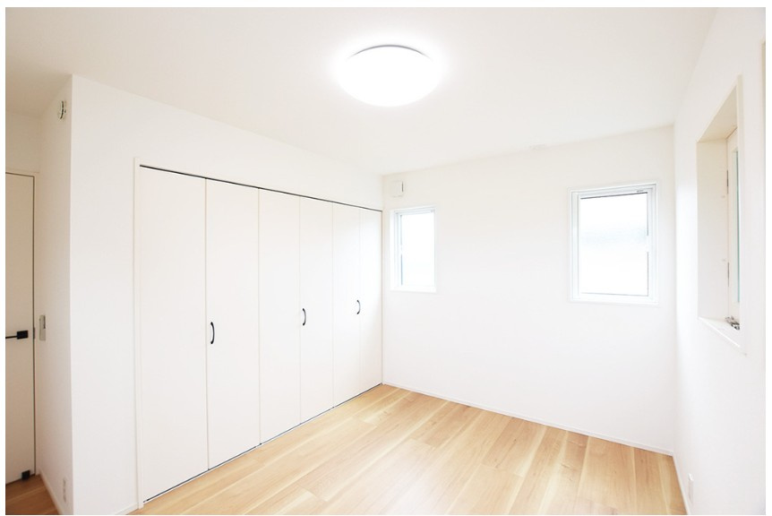 東区船江町１丁目　新築戸建の洋室