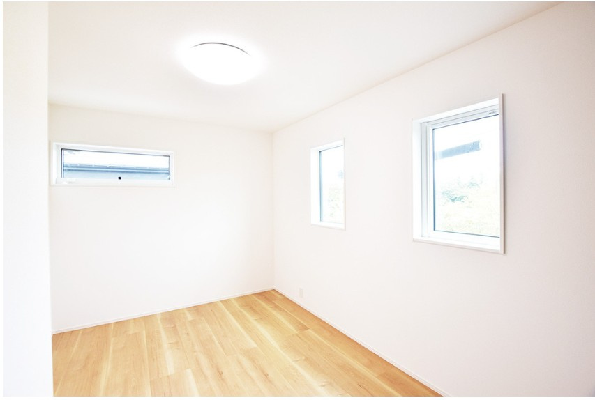 東区船江町１丁目　新築戸建の洋室