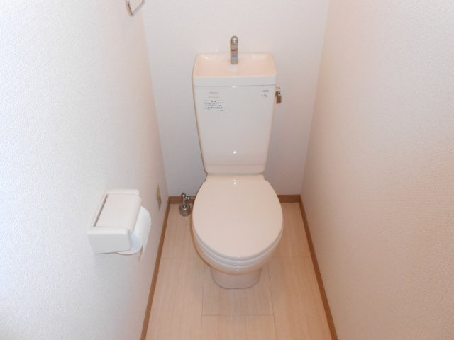 ブリックコートのトイレ|※別号室の参考写真です。