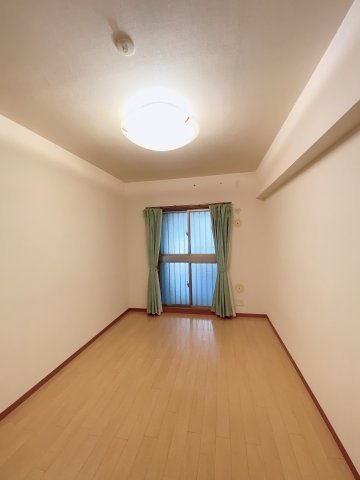 ライオンズシティ大府駅前の居間・リビング