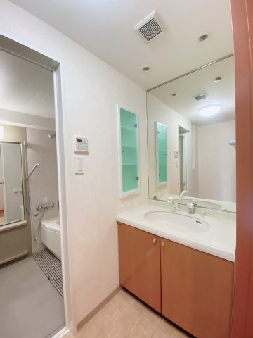 ライオンズシティ大府駅前の洗面所