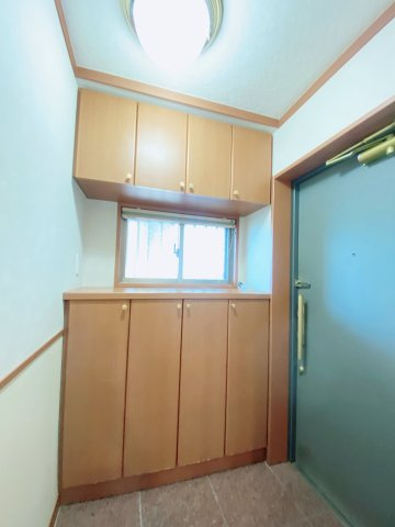 ライオンズシティ大府駅前の玄関