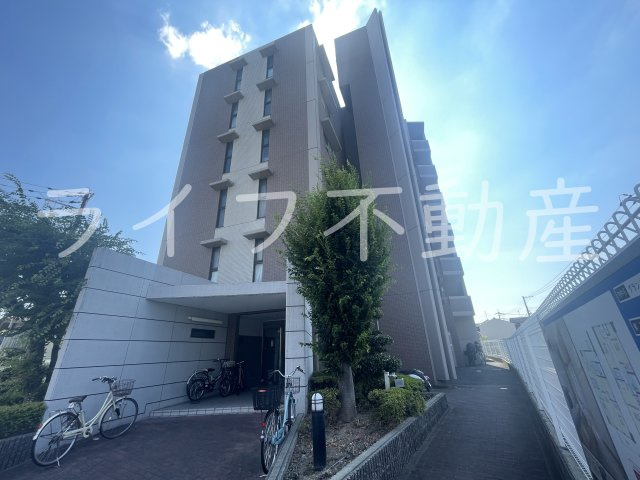 グランドール鴻池の外観|おしゃれな外観です