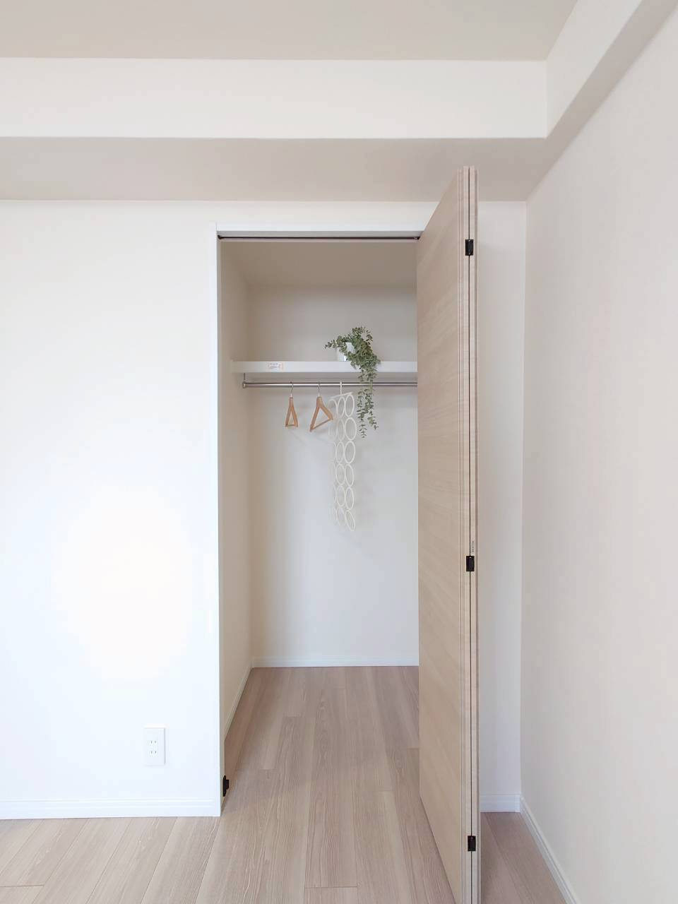 ◆室内リフォーム済みの美室◆京阪宇治線『木幡』駅徒歩６分◆ユニライフ宇治木幡の収納|クローゼット