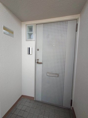 ◆室内リフォーム済みの美室◆京阪宇治線『木幡』駅徒歩６分◆ユニライフ宇治木幡の玄関|玄関