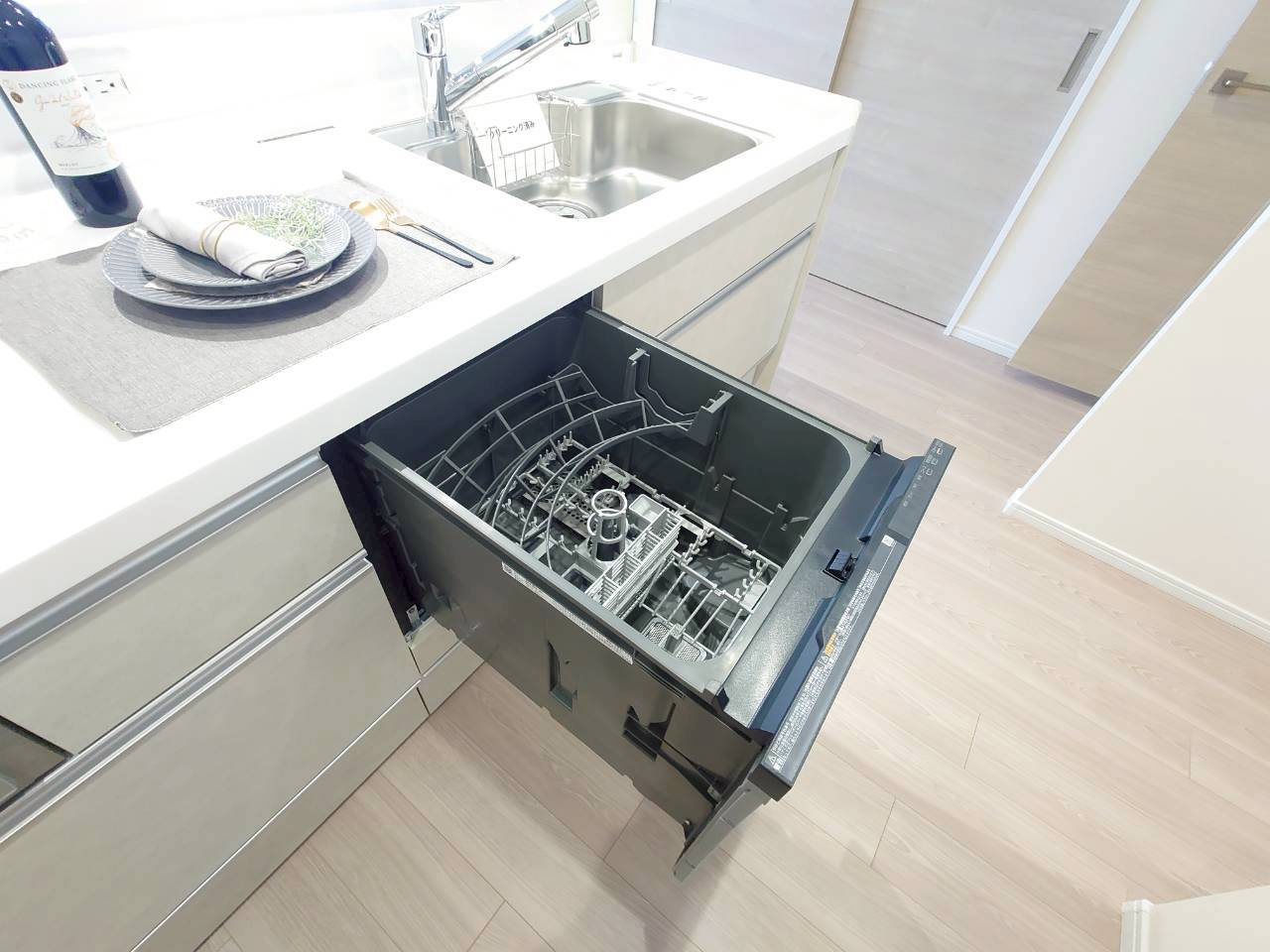 ◆室内リフォーム済みの美室◆京阪宇治線『木幡』駅徒歩６分◆ユニライフ宇治木幡のキッチン|食器洗浄乾燥機