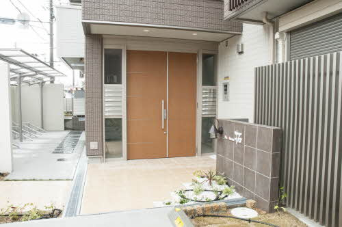 シャーメゾン拓のエントランス