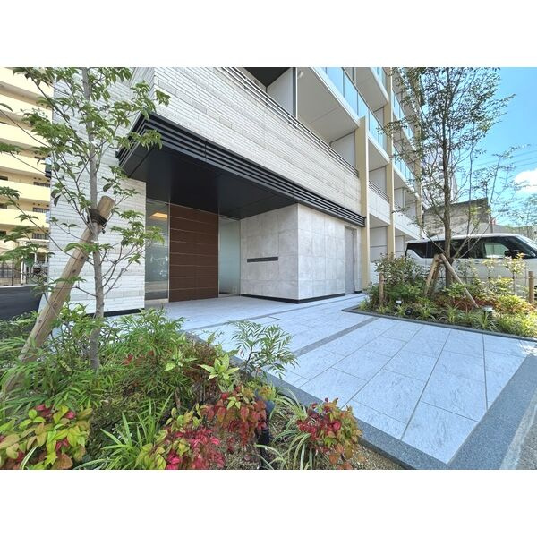 ブランシエスタ金山北　名古屋市賃貸　仲介手数料無料のエントランス