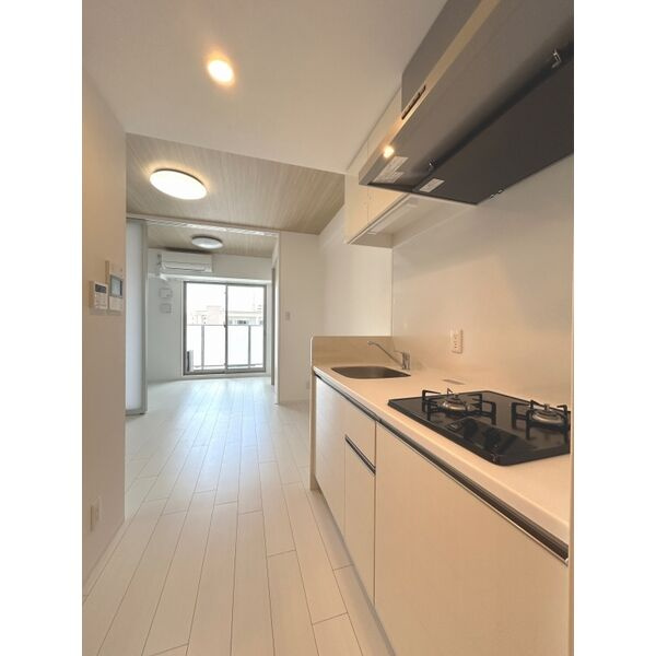 ブランシエスタ金山北　名古屋市賃貸　仲介手数料無料の居間・リビング