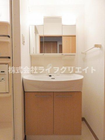 ラピス22の洗面所