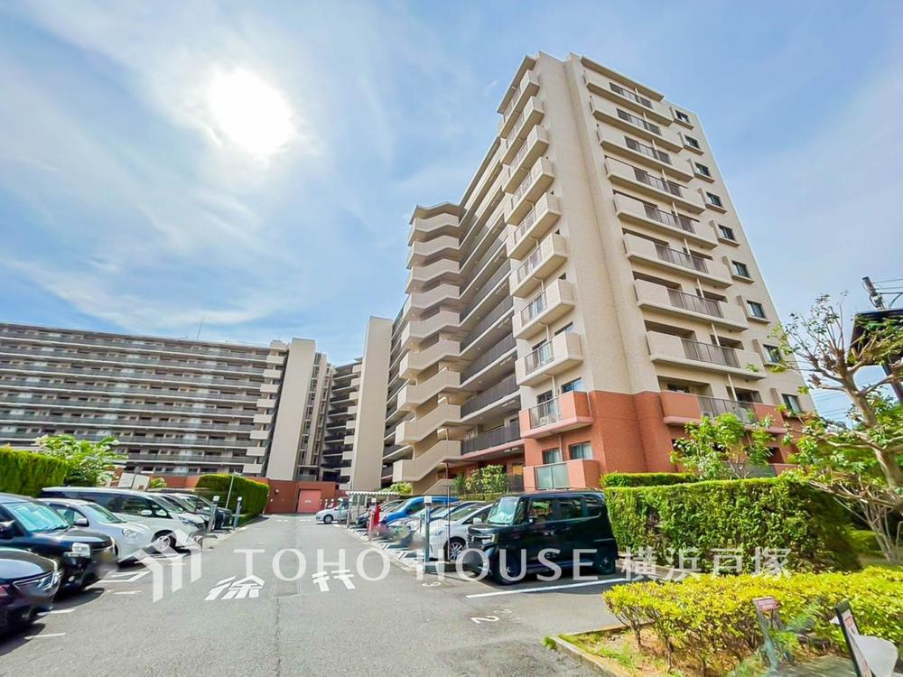 ラムーナ横浜戸塚スカイリッジF棟の外観