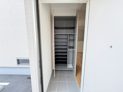 【玄関】 | スペース