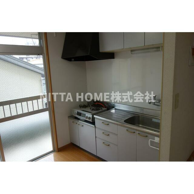 ライフステージ広瀬倉梯のキッチン|キッチンスペースは２口ガスコンロを設置◇上下収納付き★