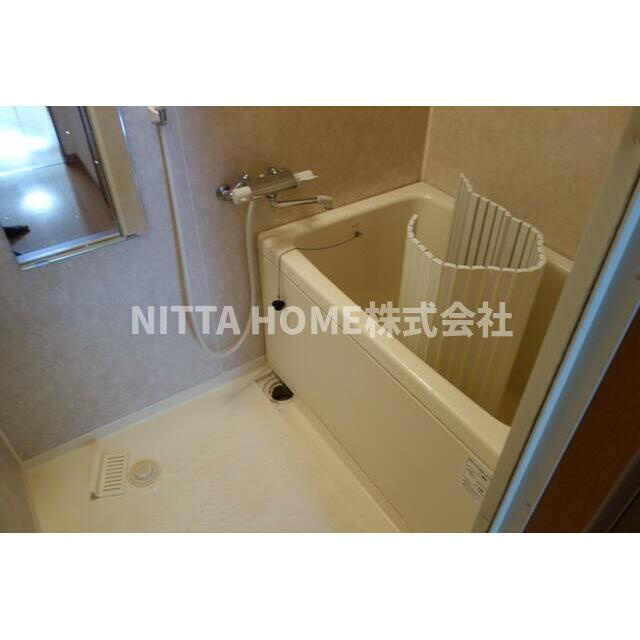 ライフステージ広瀬倉梯の浴室|独立している浴室です◇