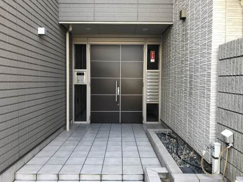 シャーメゾン　ボナールのエントランス