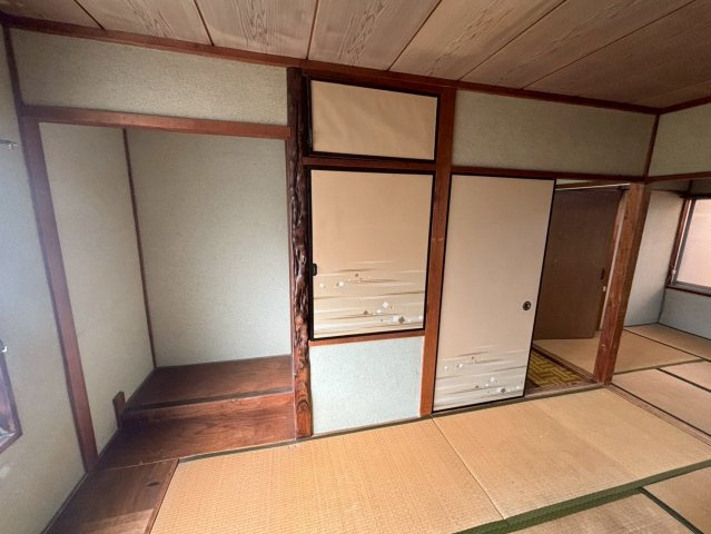 久世中久世町１丁目の和室