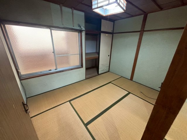 久世中久世町１丁目の和室