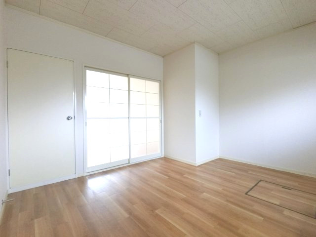 【居間・リビング】