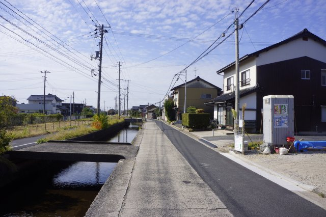 出雲市塩冶町　新築戸建て　令和8年1月完成予定の前面道路含む現地写真|令和7年11月8日現在