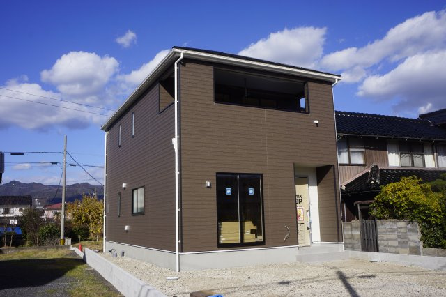 出雲市塩冶町　新築戸建て　令和8年1月完成予定の外観|令和7年12月9日撮影