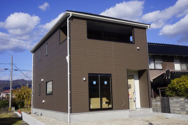 出雲市塩冶町　新築戸建て　令和8年1月完成予定の外観|令和7年12月9日撮影