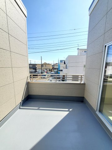 三郷市　彦江1丁目　新築戸建　全2棟のバルコニー|施工例です