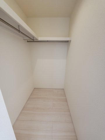 三郷市　彦江1丁目　新築戸建　全2棟の収納|施工例です