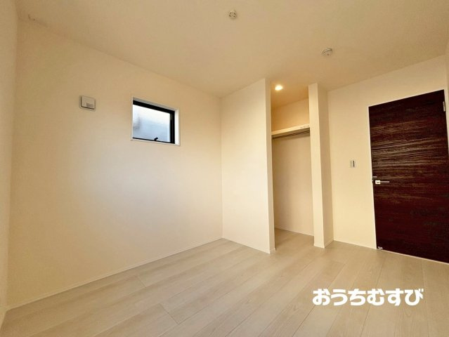 春日井市田楽町郷中(全3棟)の洋室