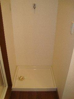 【設備】 | メゾンプレサス | 室内洗濯機置場