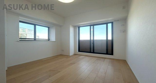 コスモヒルズ永田山王台の洋室|家族一人ひとりの大切なプライベート空間の居室。家具の配置のご相談は是非お任せください♪