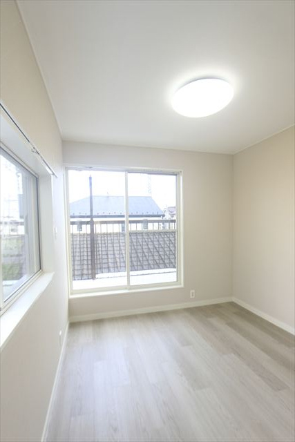 ラベンダーハウスの洋室