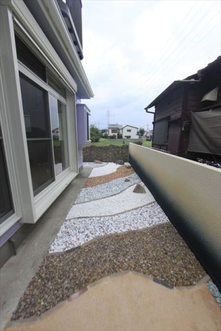 ラベンダーハウスの庭