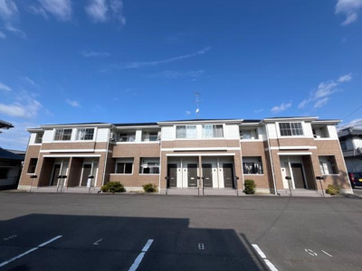 【外観】 | クレシア南黒田 | 外観写真（昼）